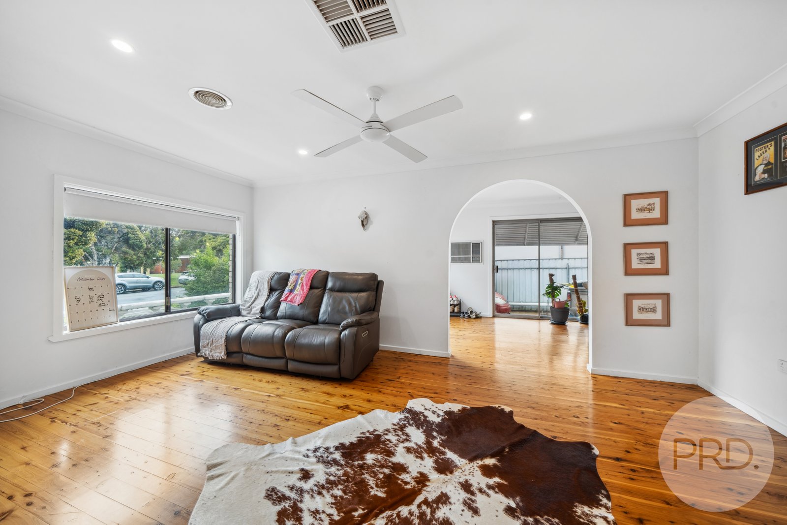 21 Cooinbil Crescent KOORINGAL 2