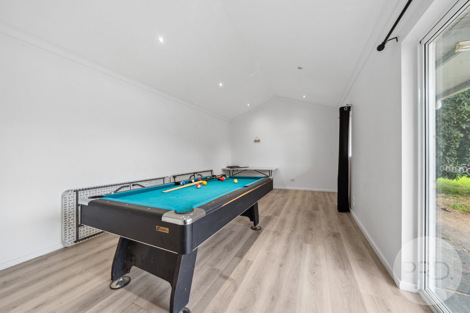 21 Cooinbil Crescent KOORINGAL 10