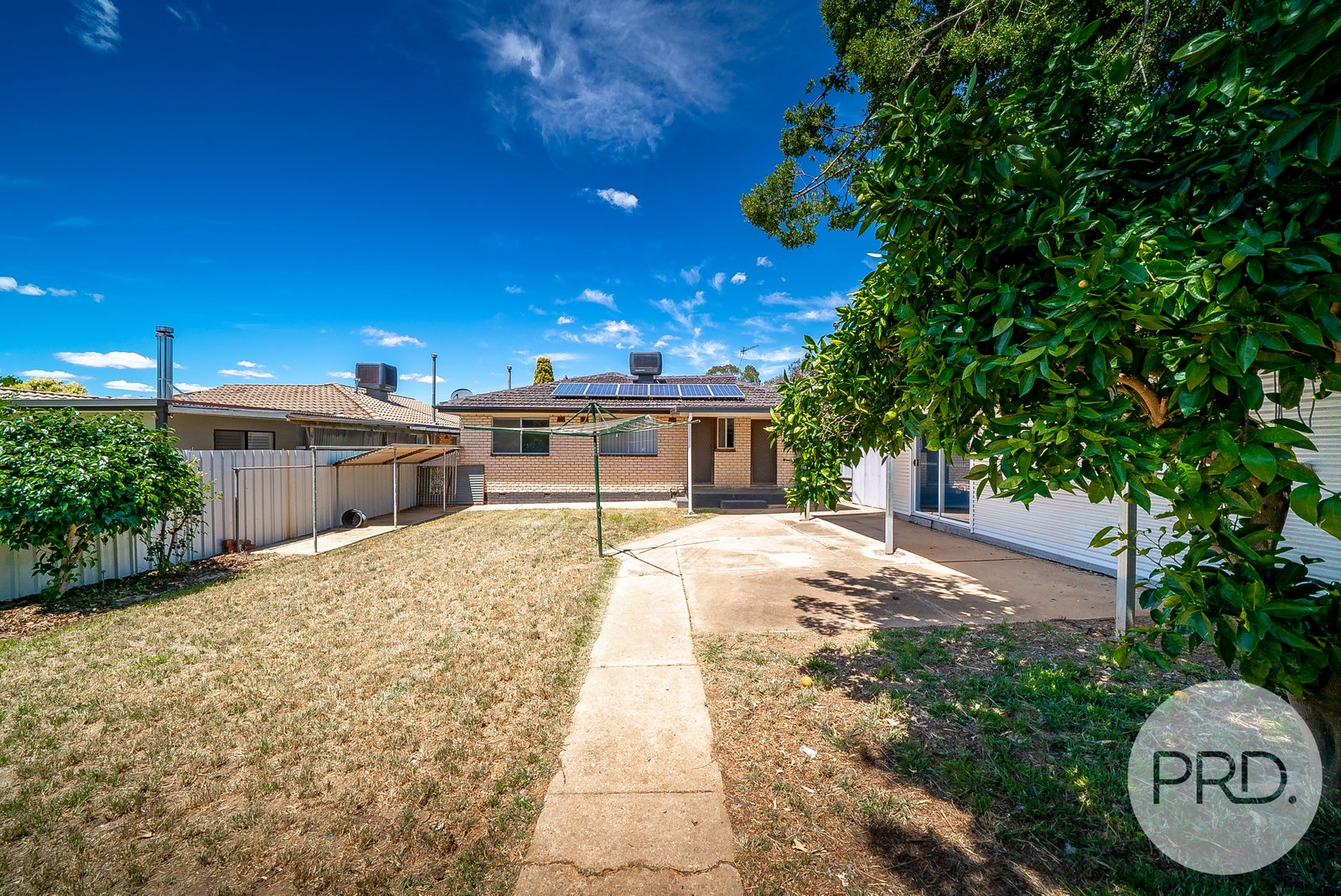 21 Cooinbil Crescent KOORINGAL 14