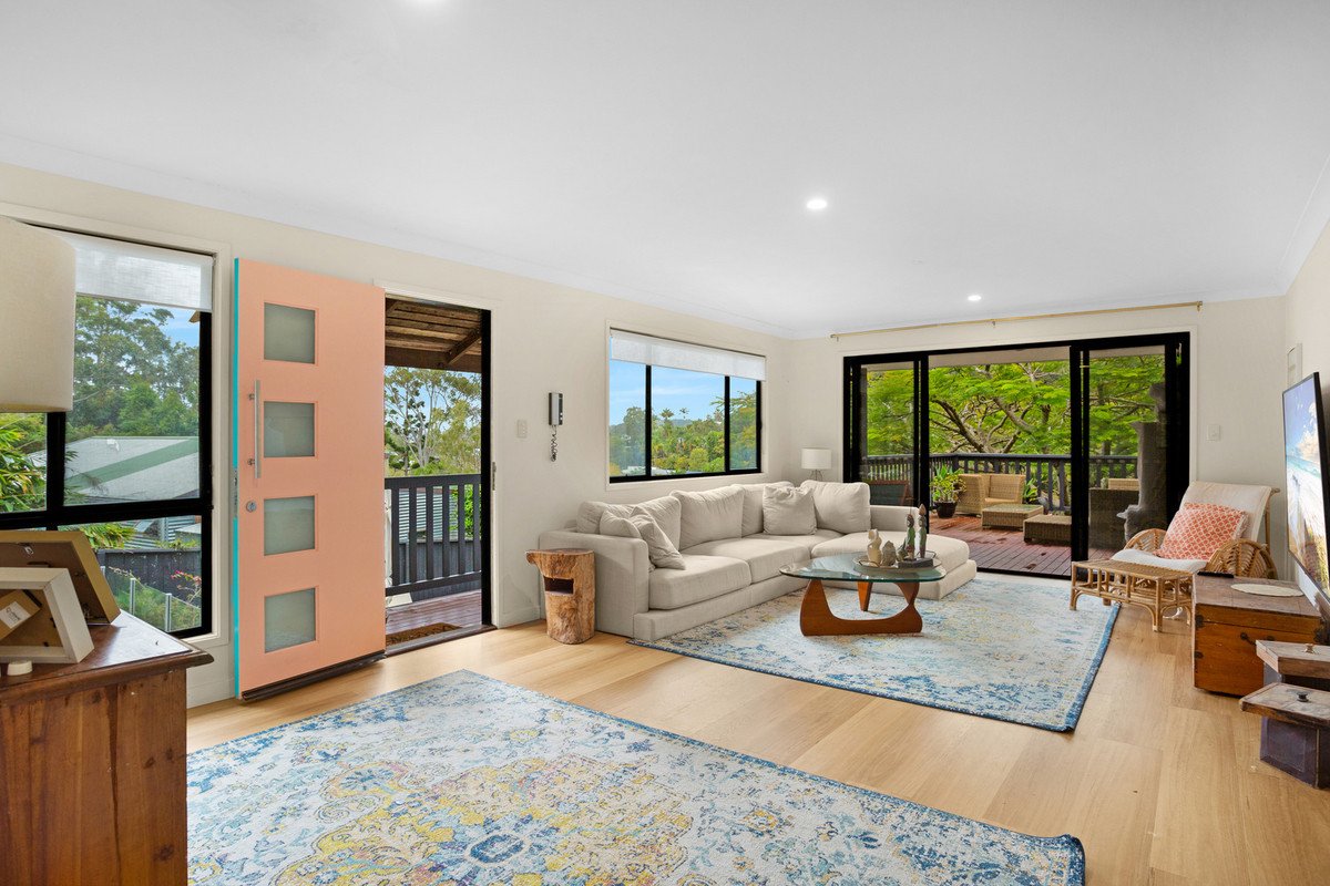 21 Coote Court Currumbin Waters 2