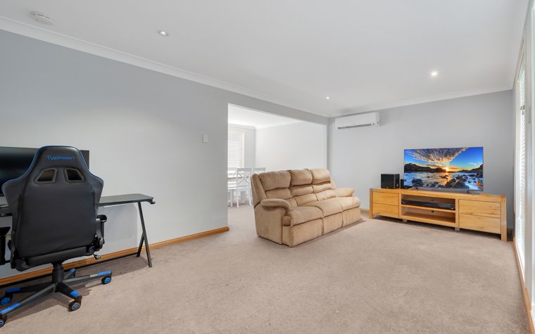 21 Corndew Crescent WERRINGTON DOWNS 3