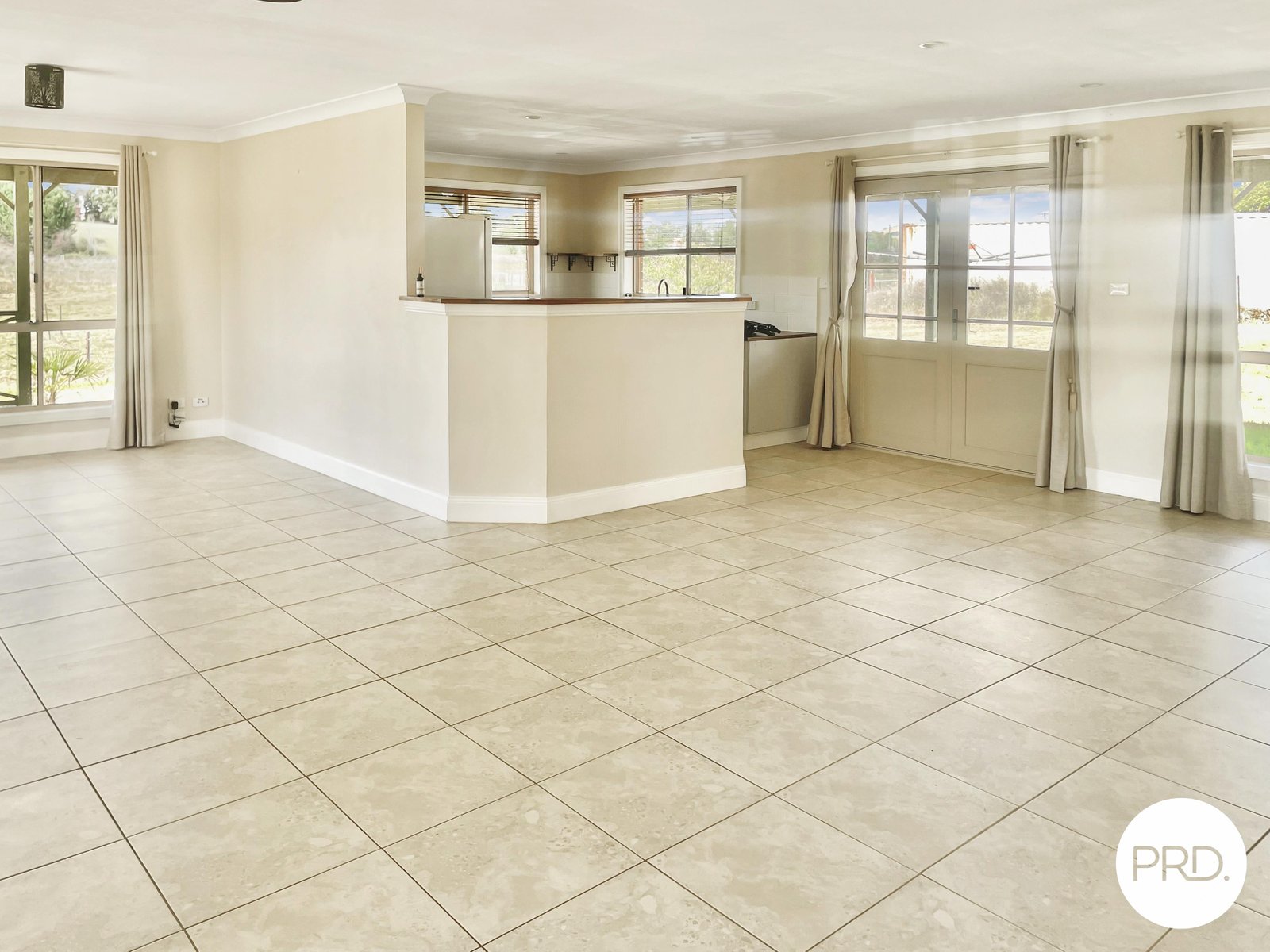 21 Cossack Close ORANGE 6