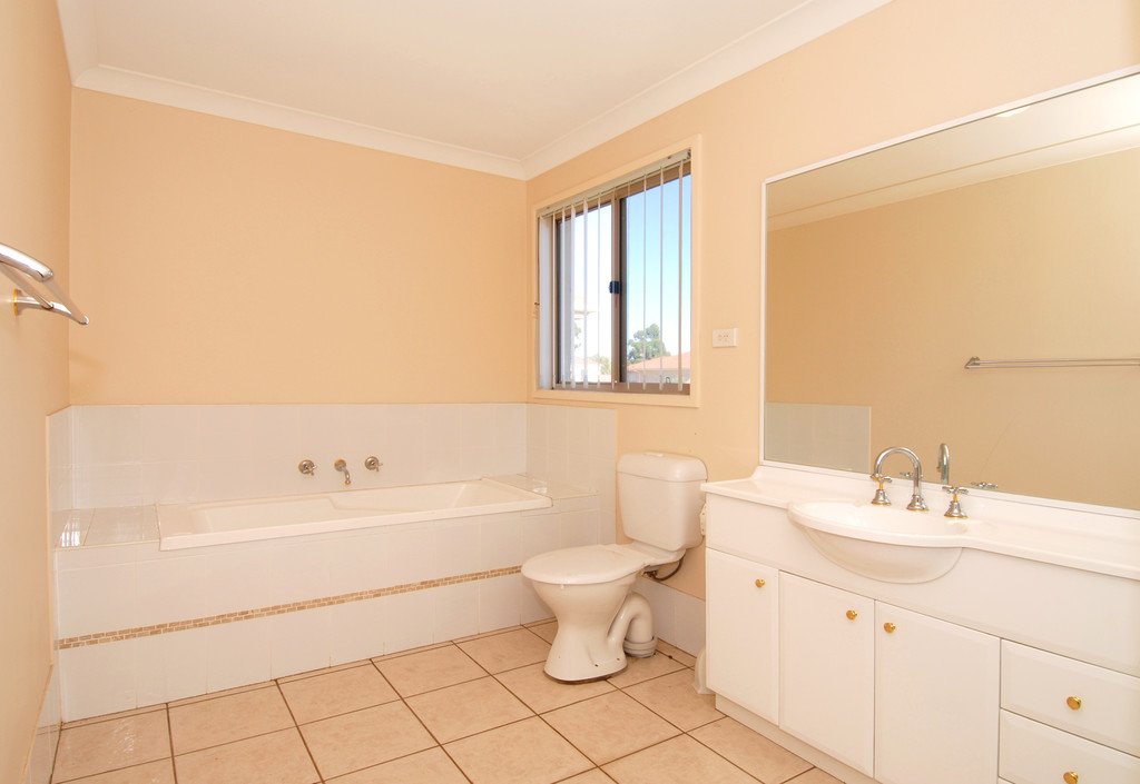 21 Covington Green DAPTO 8