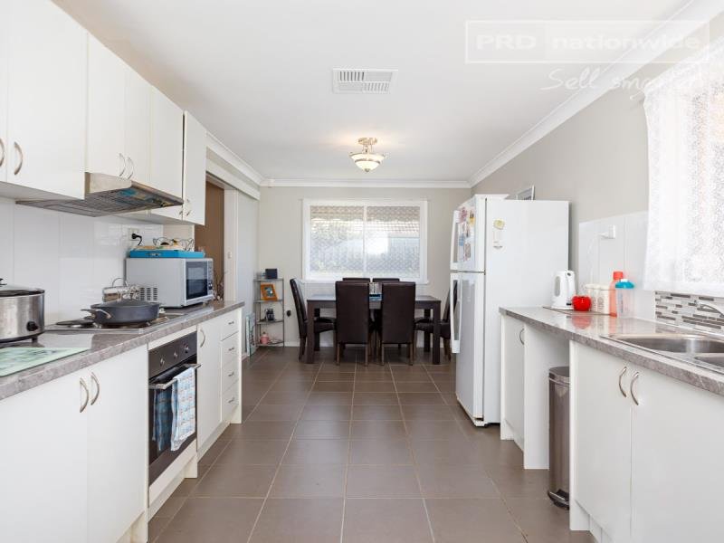 21 Coyne Street MOUNT AUSTIN 2