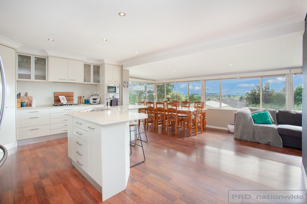 21 Crofton Avenue TENAMBIT 4