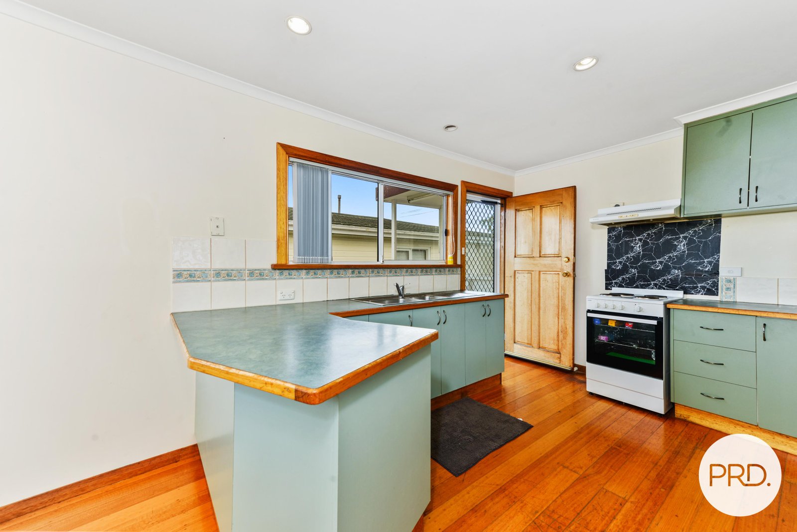 21 Croyden Avenue MONTROSE 7