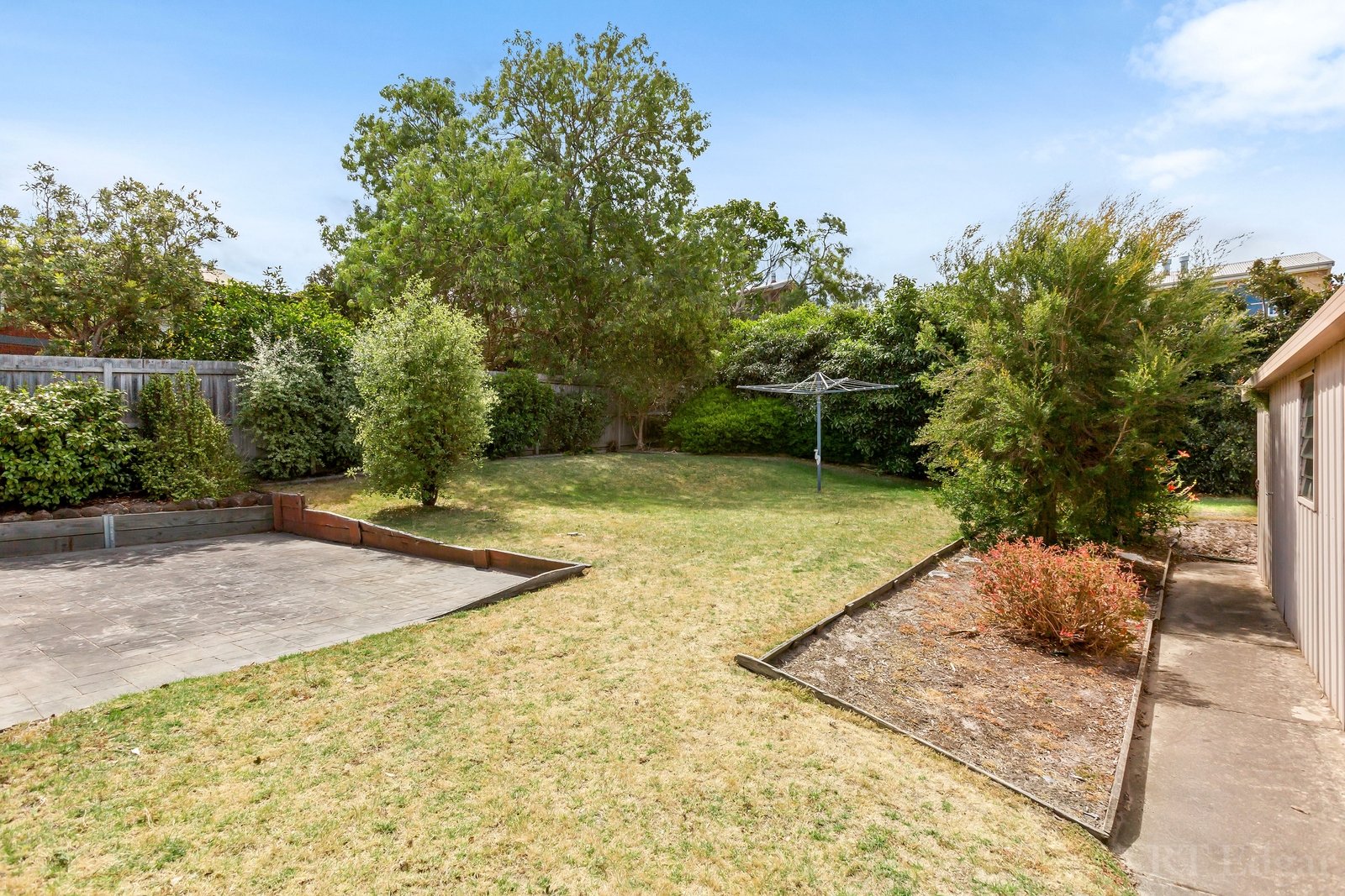 Real Estate and Property in 21 Cruickshank Avenue, Ocean Grove, VIC