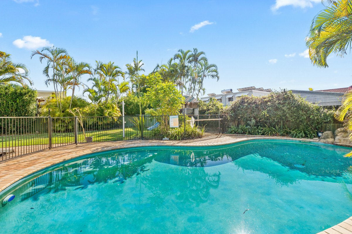 21 Dabchick Drive Burleigh Waters 3