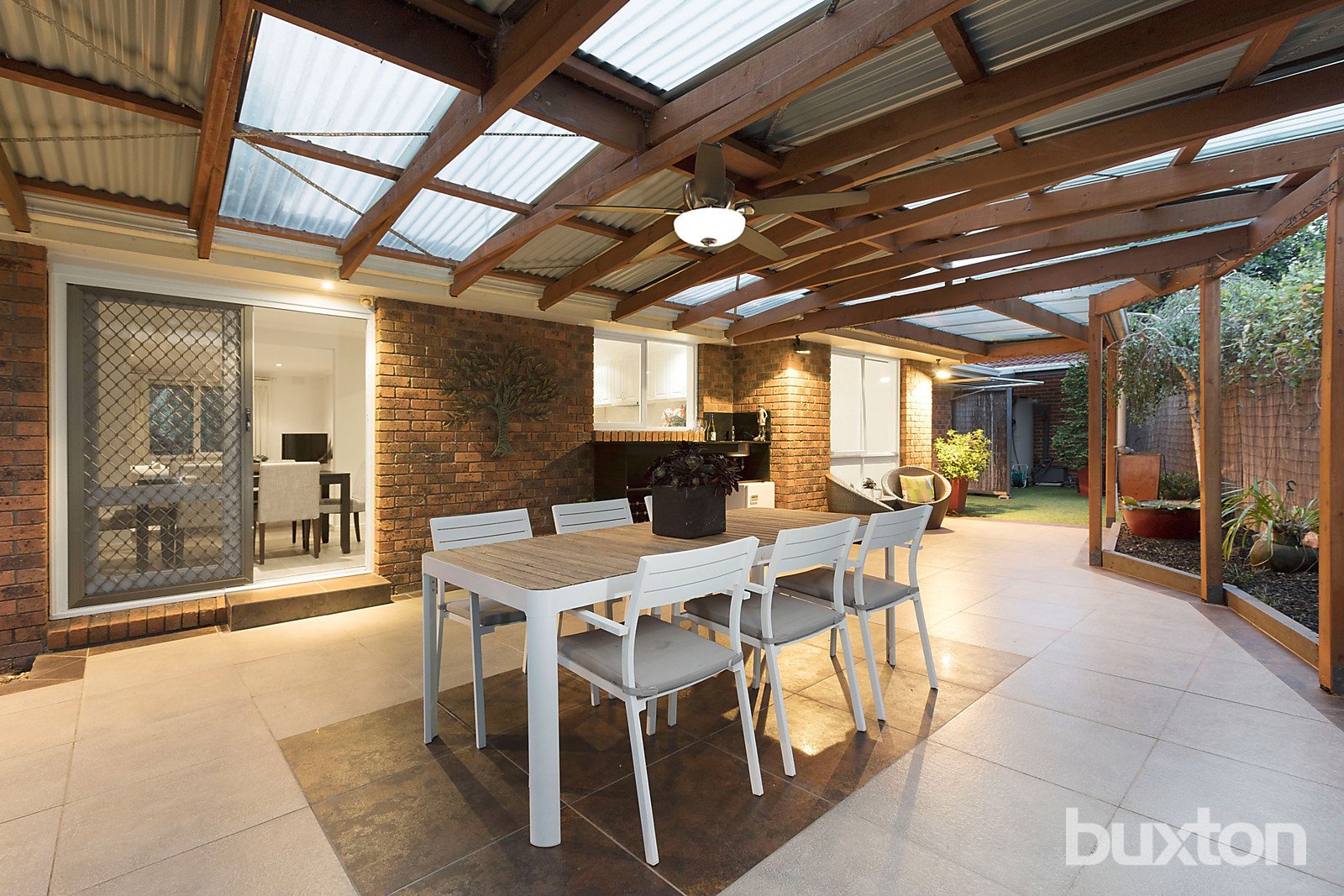 Gallery: 2/1 Daff Avenue