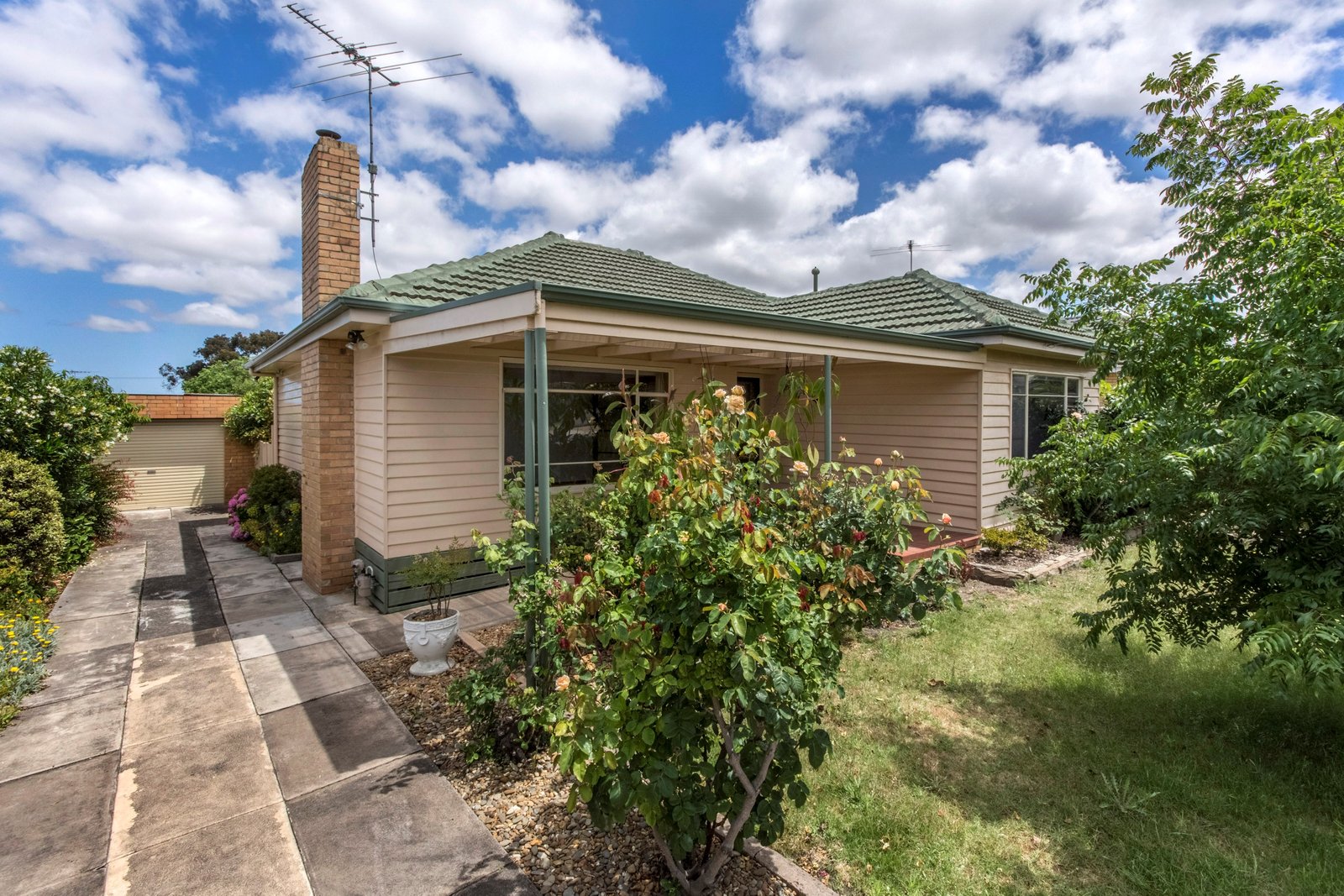 Gallery: 21 Davis Street