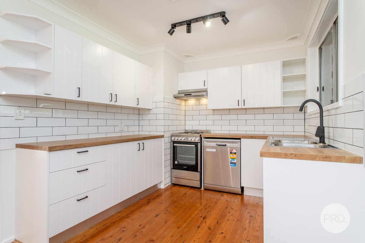 21 Deborah Cres  Cambridge Park 4