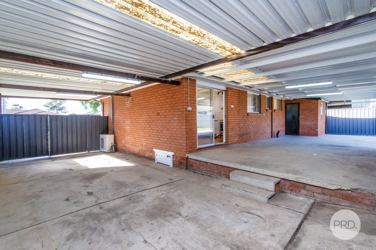 21 Deborah Crescent,  CAMBRIDGE PARK 11