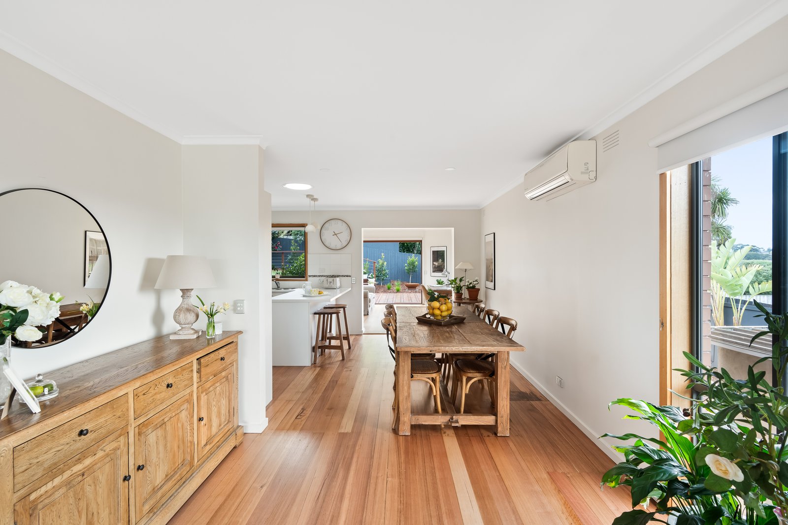 Real Estate and Property in 21 Dellfield Drive, Templestowe Lower, VIC