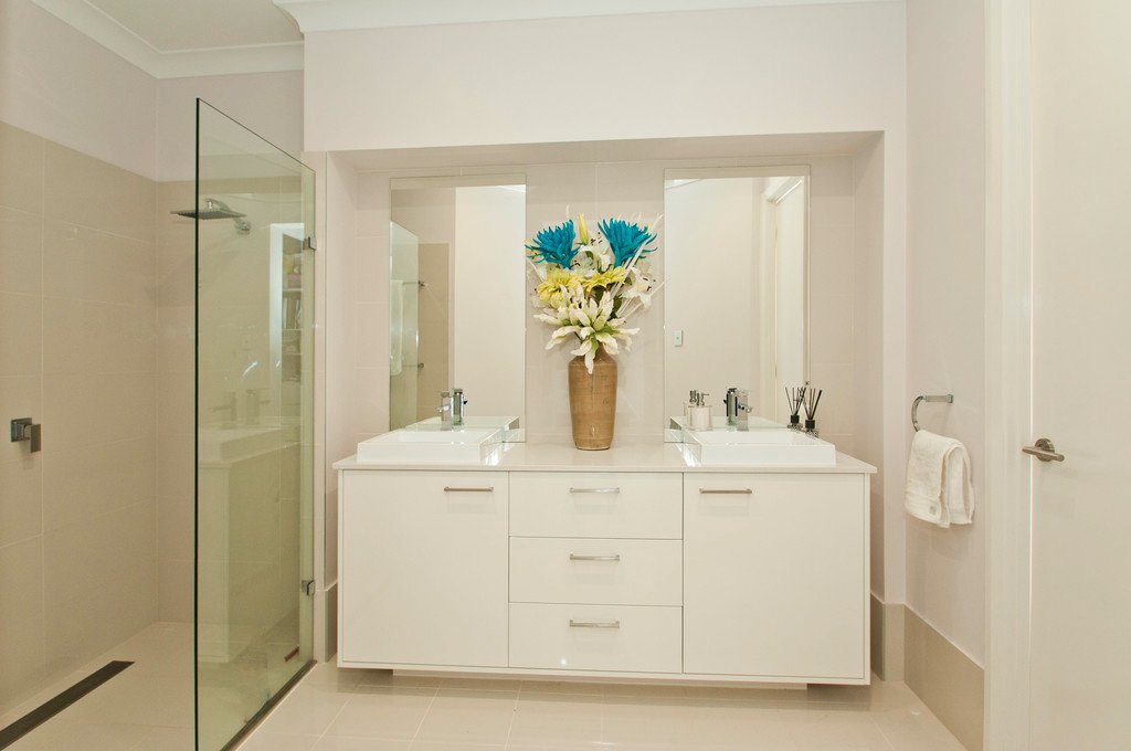 21 Deltaview Avenue HAYWARDS BAY 10