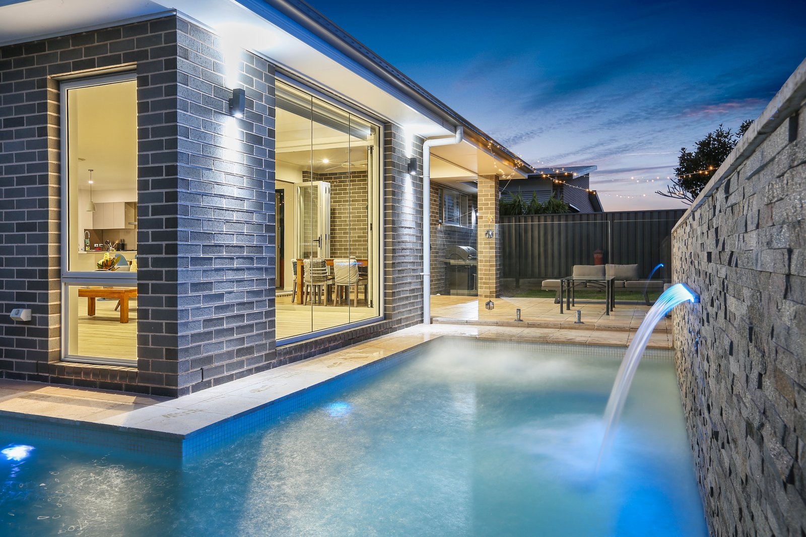 21 Deltaview Avenue HAYWARDS BAY 2