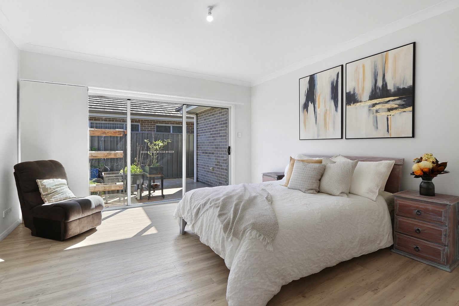 21 Deltaview Avenue HAYWARDS BAY 10