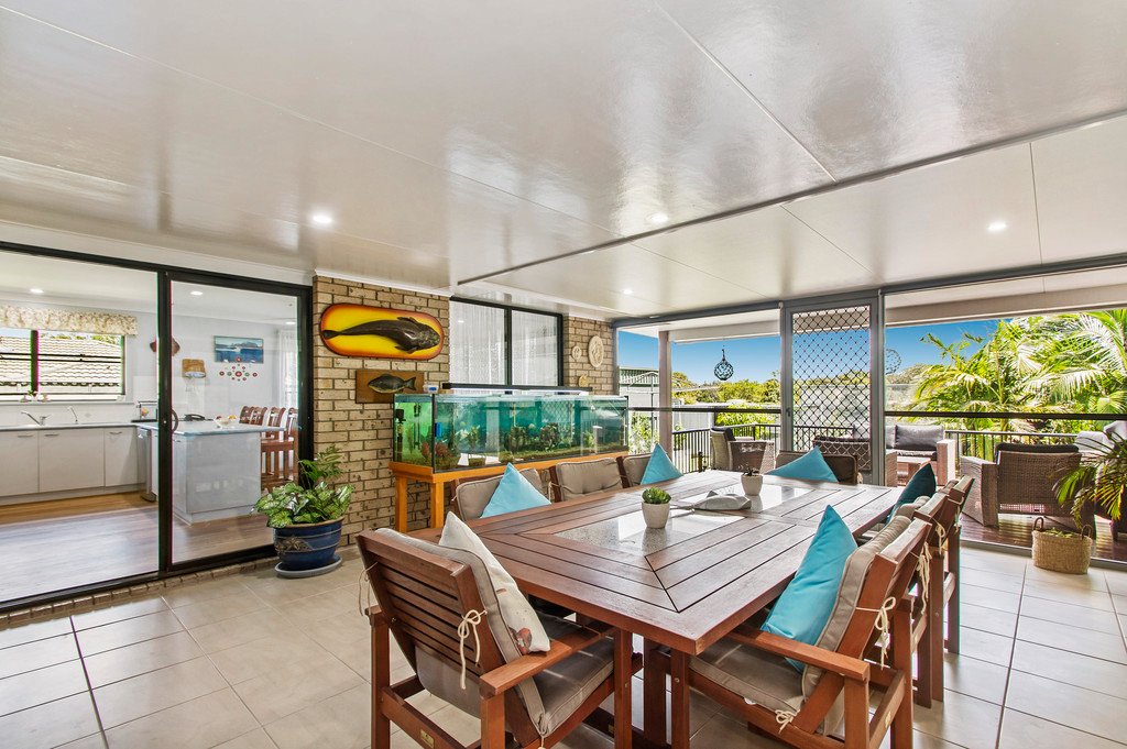 21 Diamentina Way LAKEWOOD 2