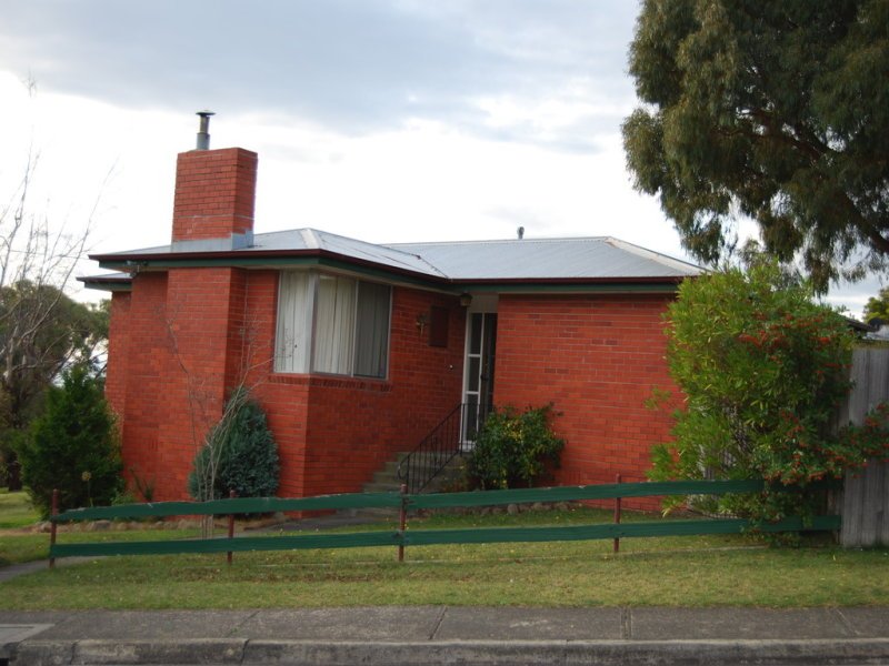 21 Dickson Street GLENORCHY 1