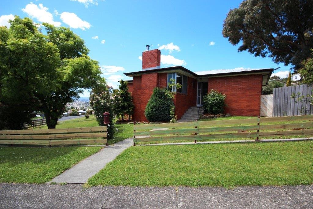 21 Dickson Street GLENORCHY 1