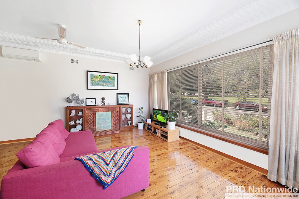 21 Dowsett Road KINGSGROVE 2