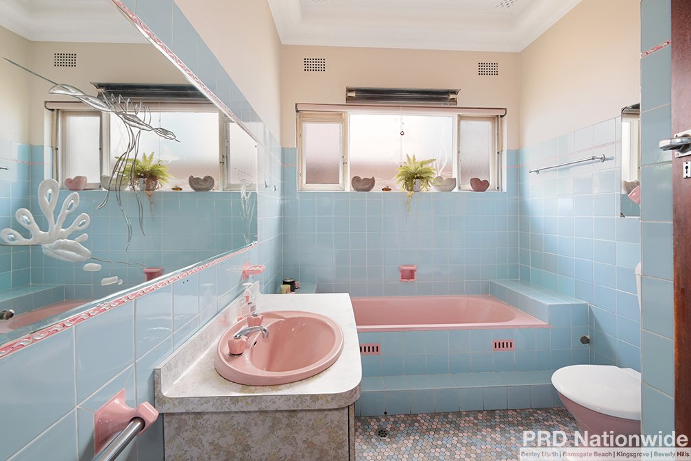 21 Dowsett Road KINGSGROVE 4