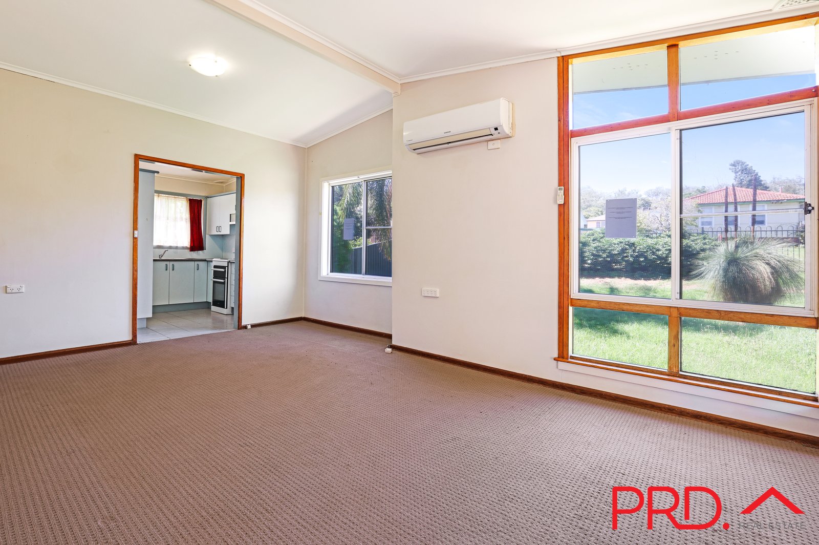 21 Drummond Road TAMWORTH 5