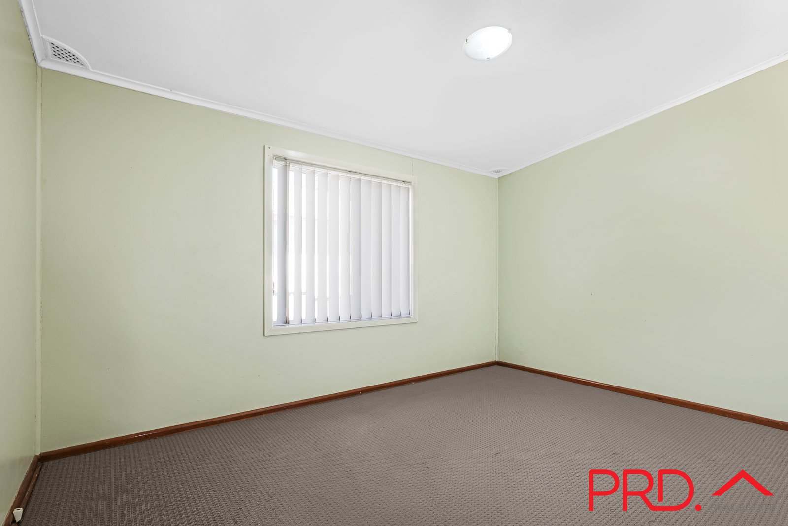 21 Drummond Road TAMWORTH 19