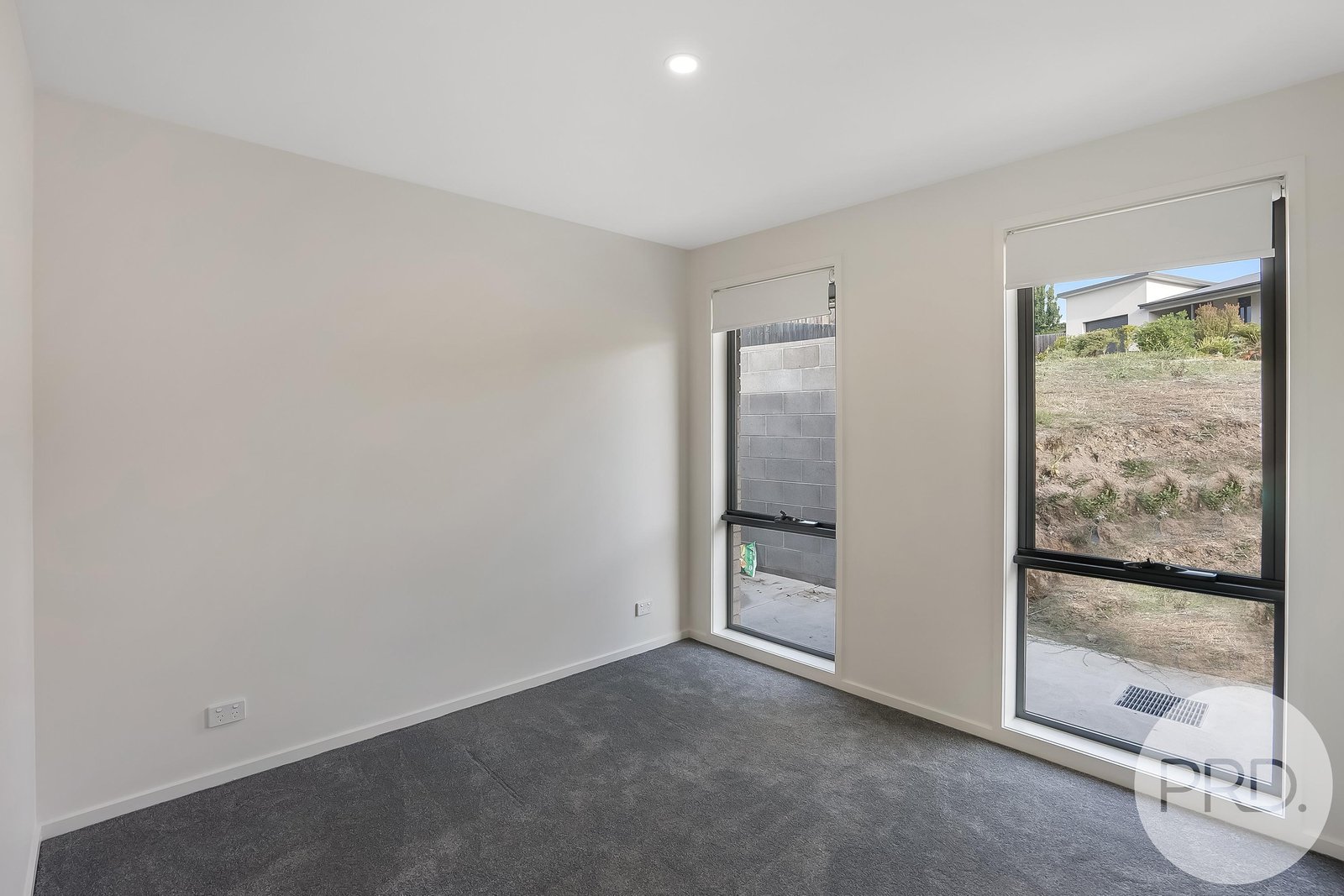 21 Eaves Court OLD BEACH 8