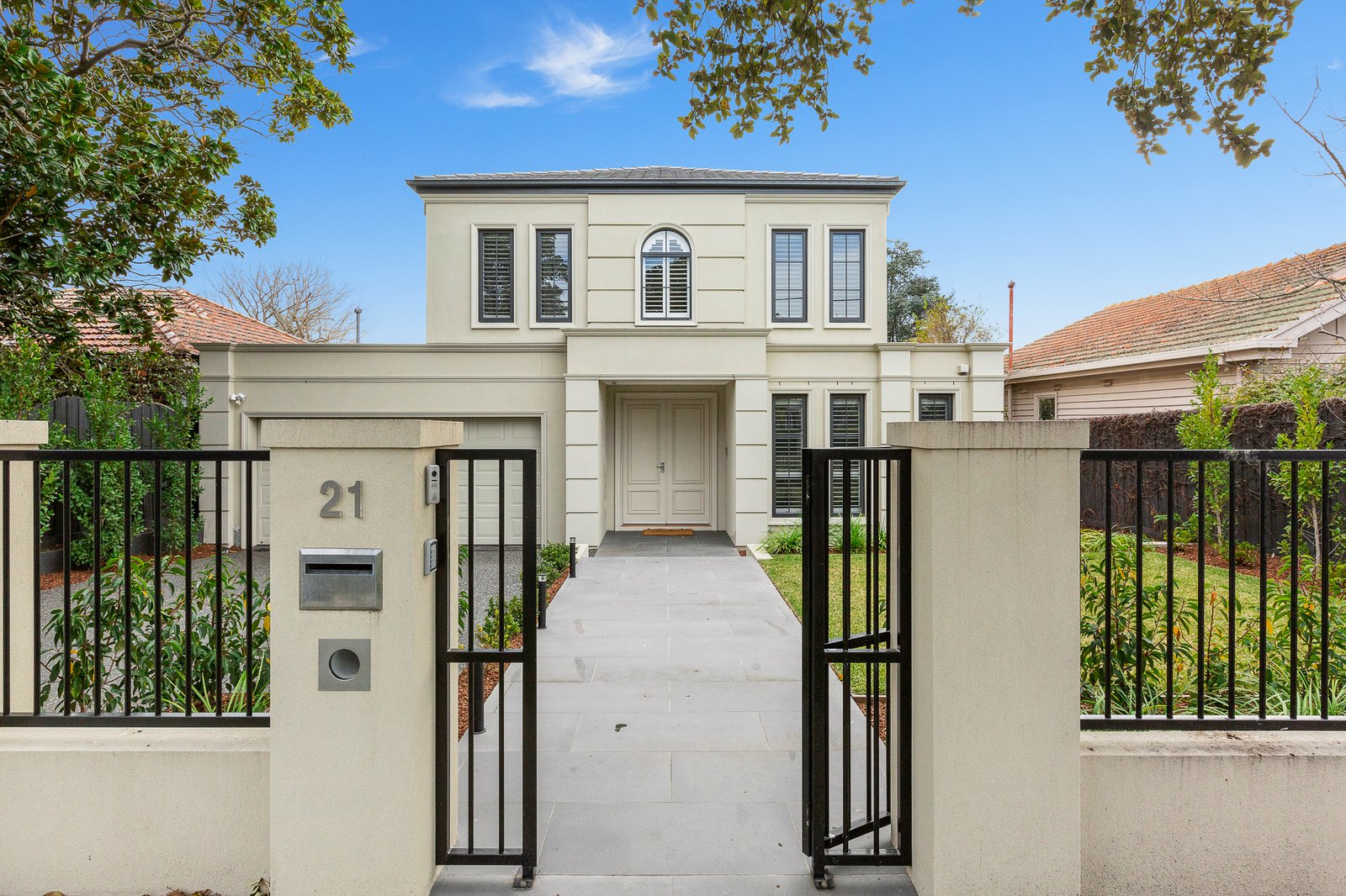 Gallery: 21 Edro Avenue