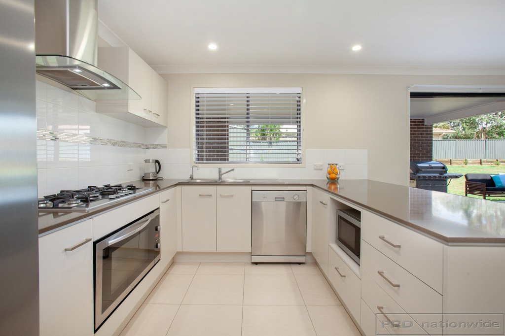 21 Edwards Avenue THORNTON 21