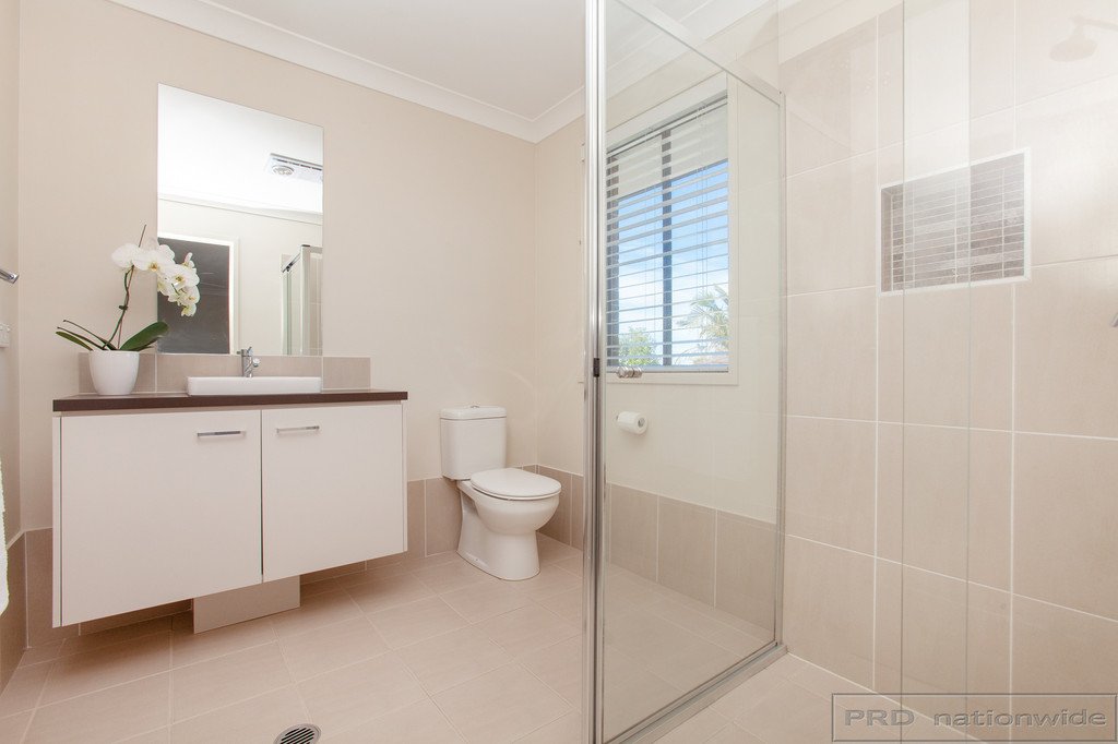 21 Edwards Avenue THORNTON 26