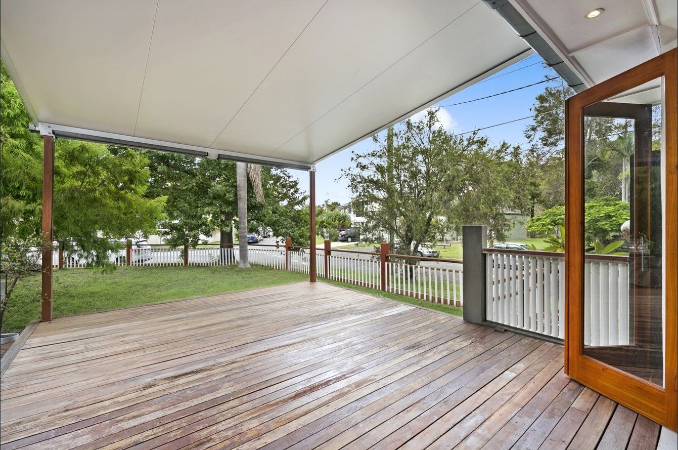 21 Elanora Drive BURLEIGH HEADS 6