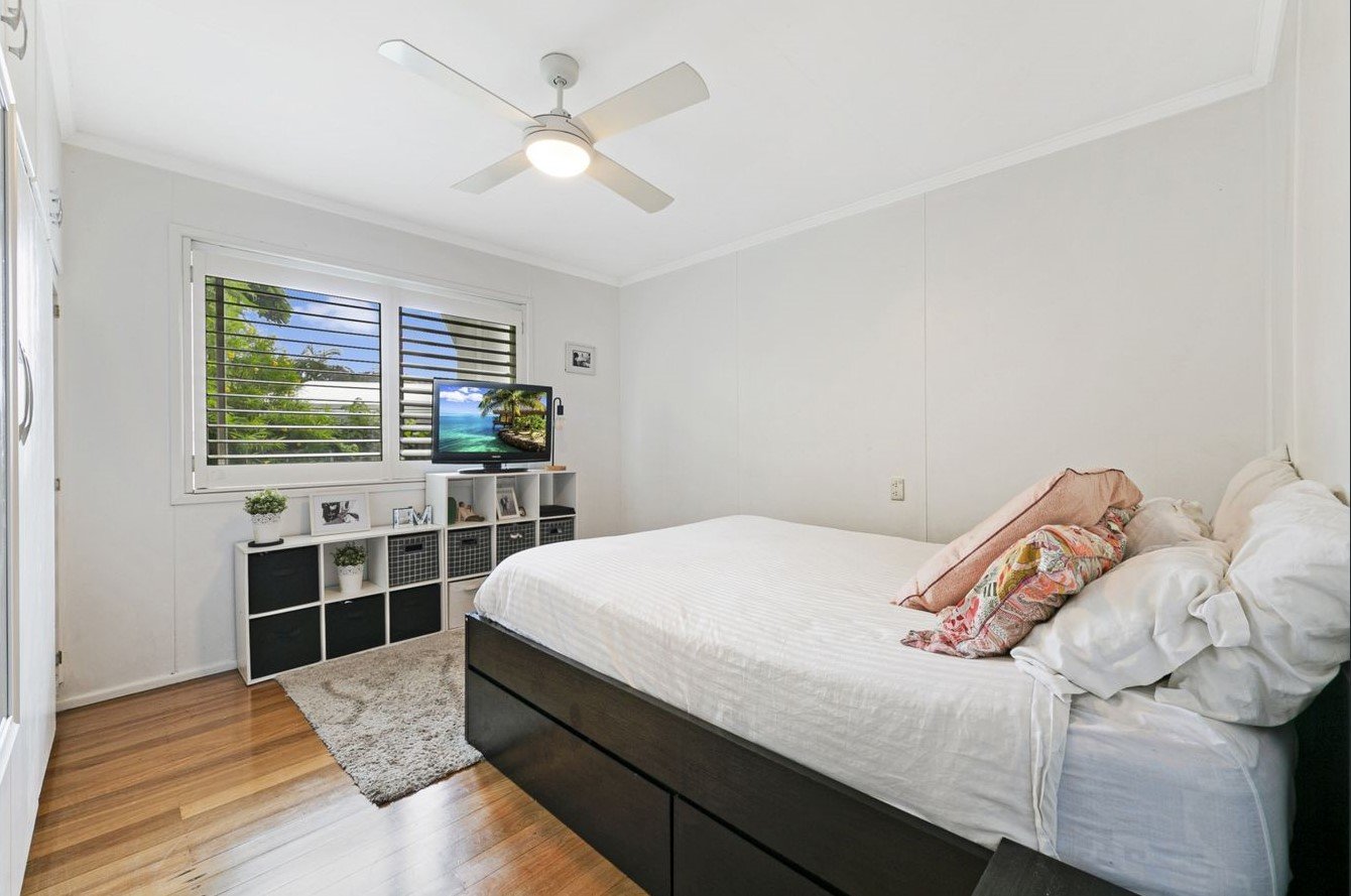 21 Elanora Drive BURLEIGH HEADS 9
