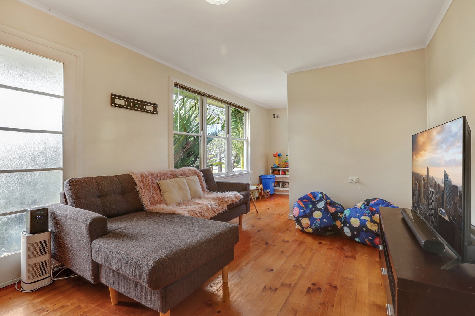 21 Eleebana Crescent KOONAWARRA 3
