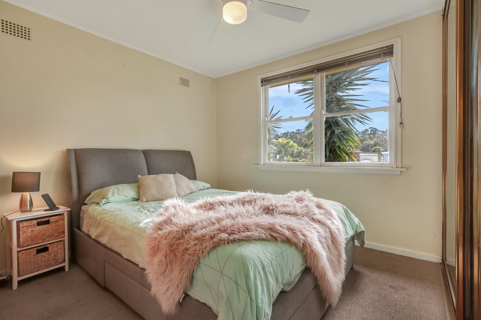 21 Eleebana Crescent KOONAWARRA 4