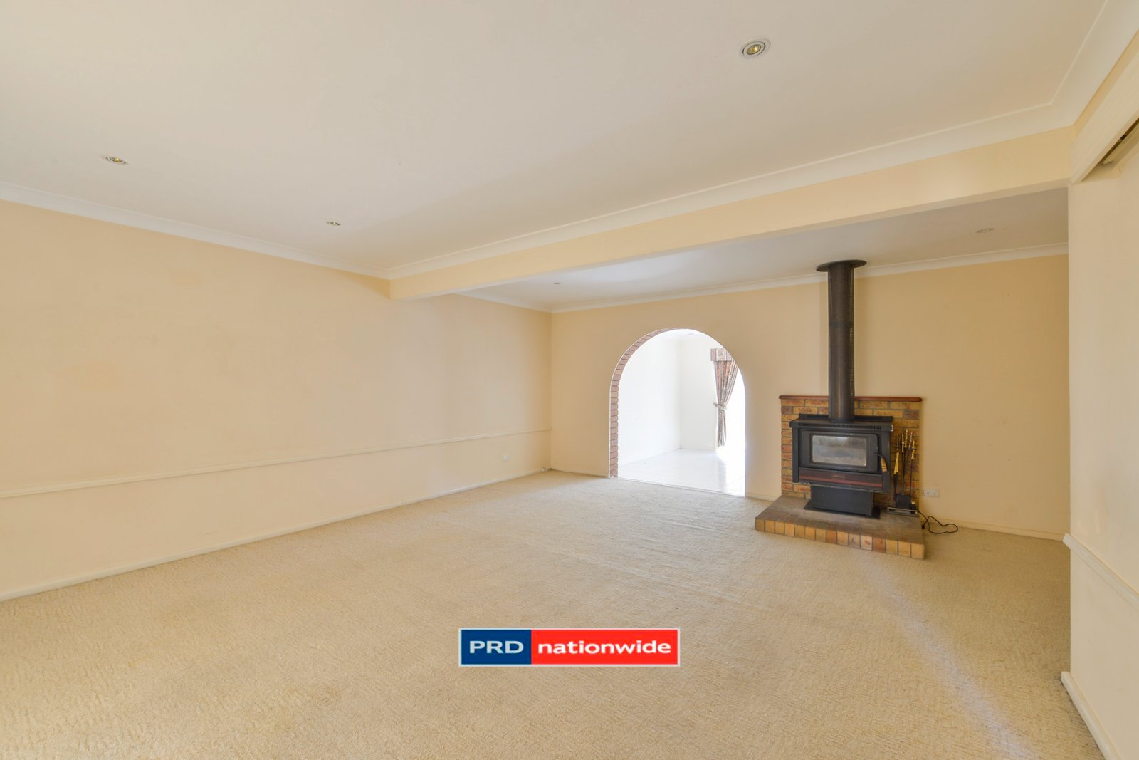 21 Elm Street TAMWORTH 3