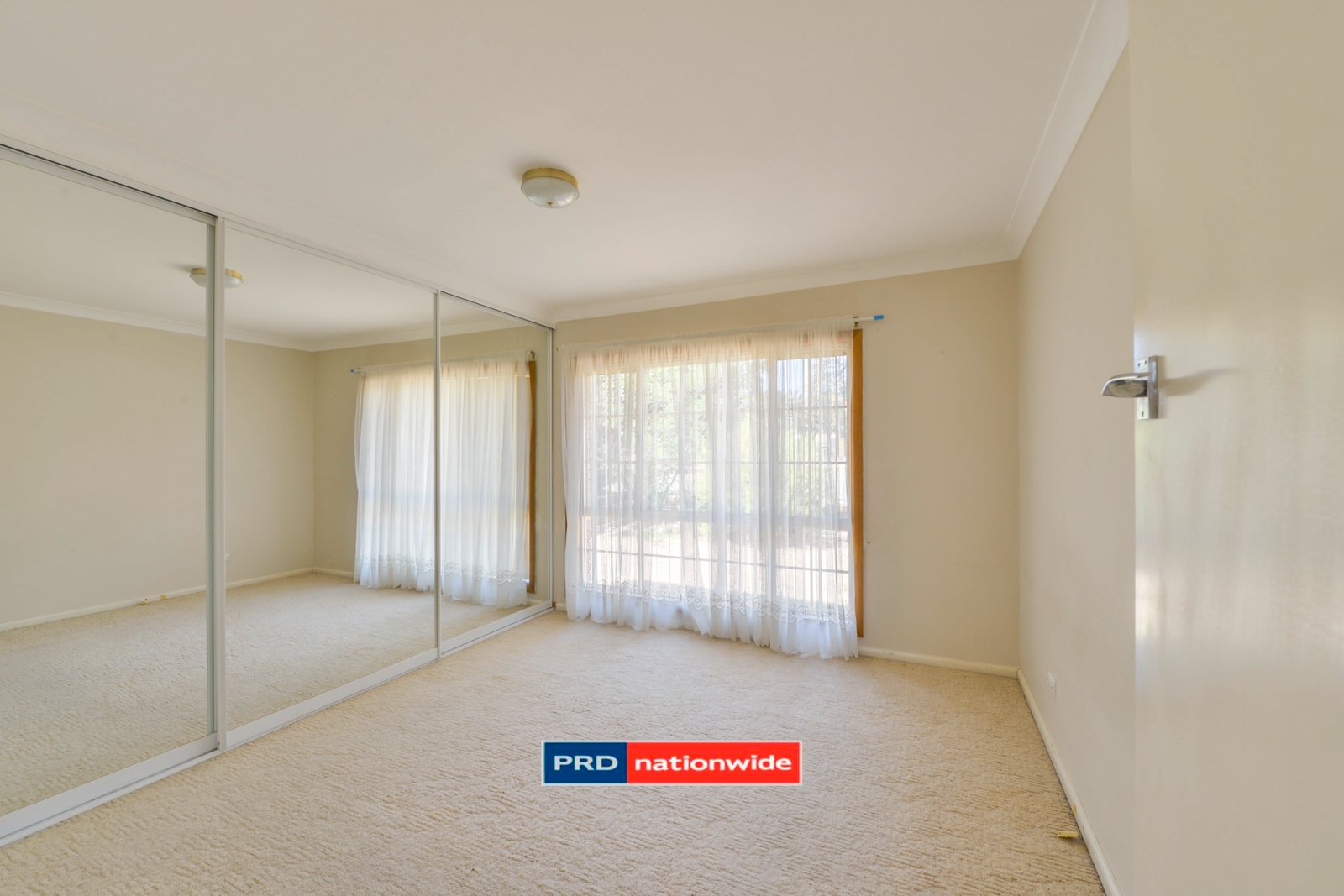 21 Elm Street TAMWORTH 6