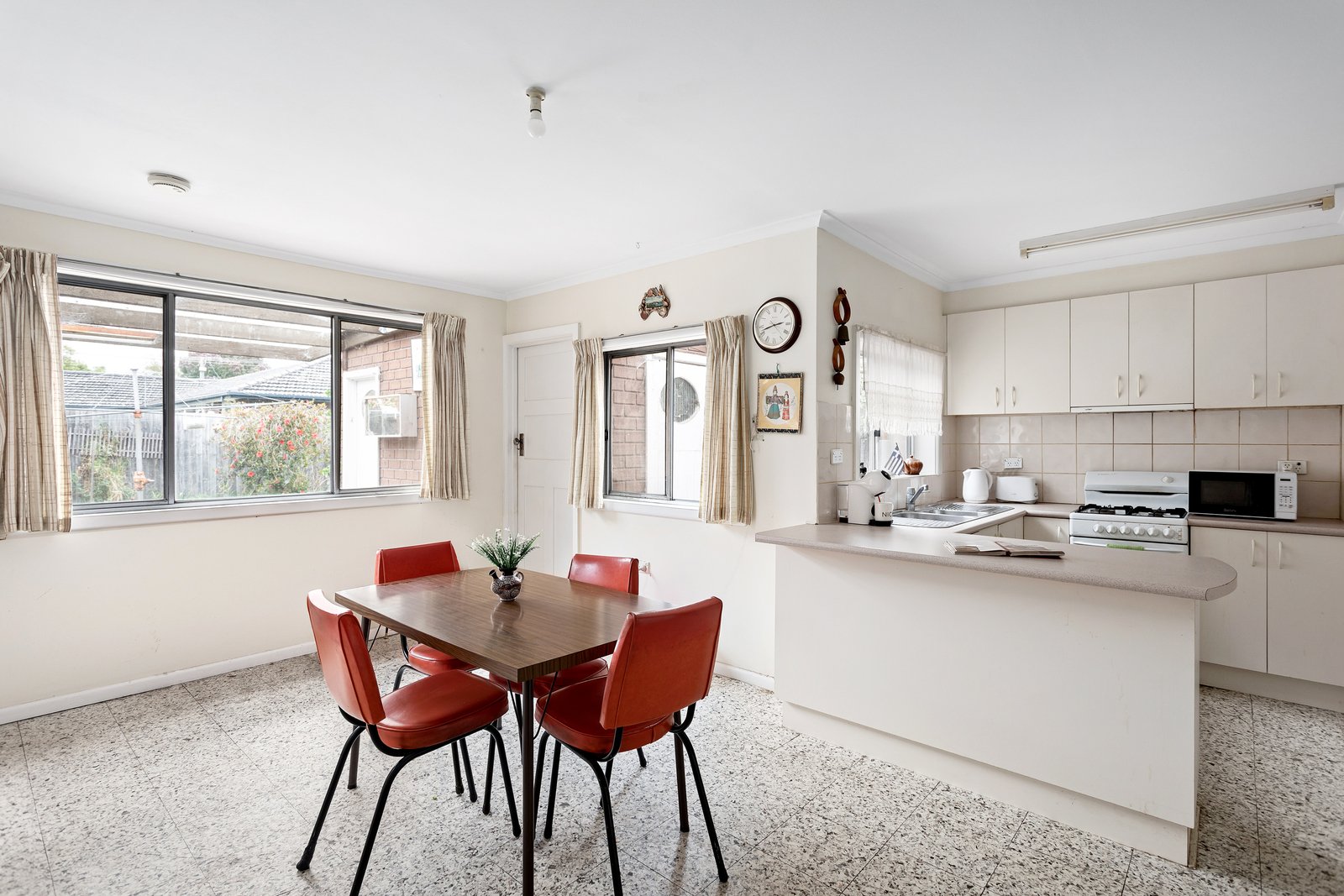 Real Estate and Property in 21 Etna Street, Glen Huntly, VIC