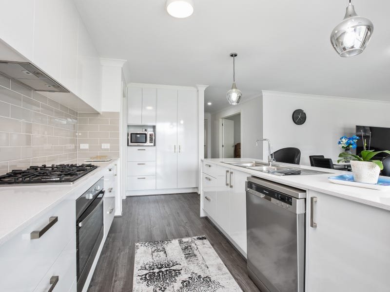 21 Fairway Street RUTHERFORD 7