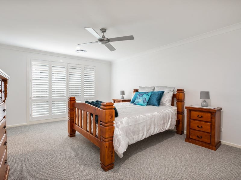 21 Fairway Street RUTHERFORD 12