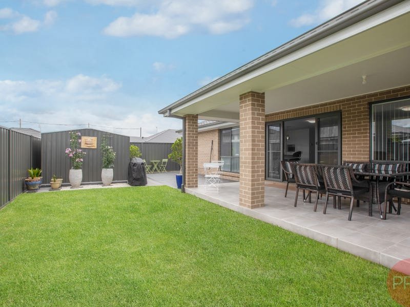 21 Fairway Street RUTHERFORD 23