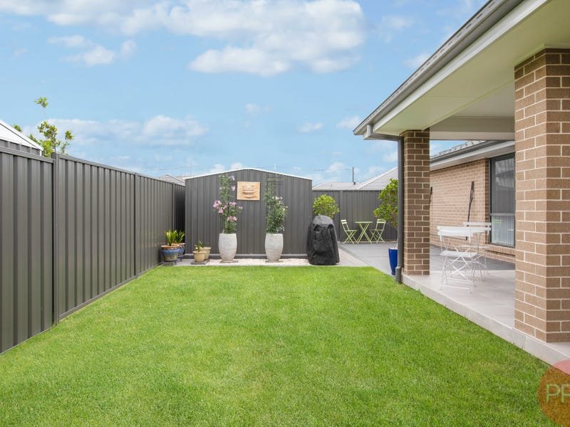 21 Fairway Street RUTHERFORD 24