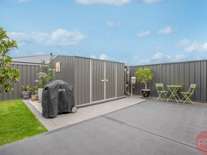 21 Fairway Street RUTHERFORD 26