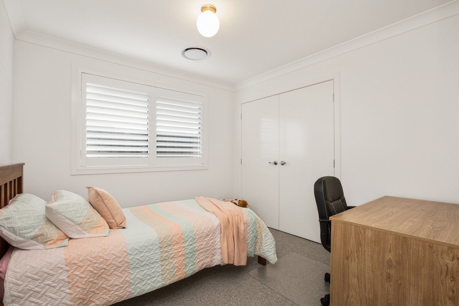 21 Fairway Street RUTHERFORD 15
