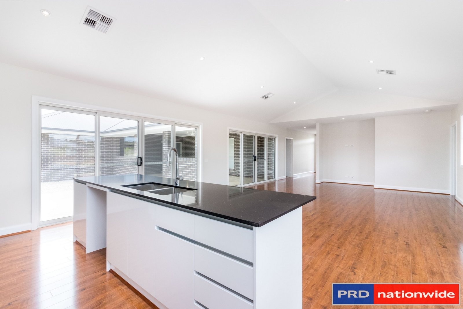 21 Finch Street BUNGENDORE 7