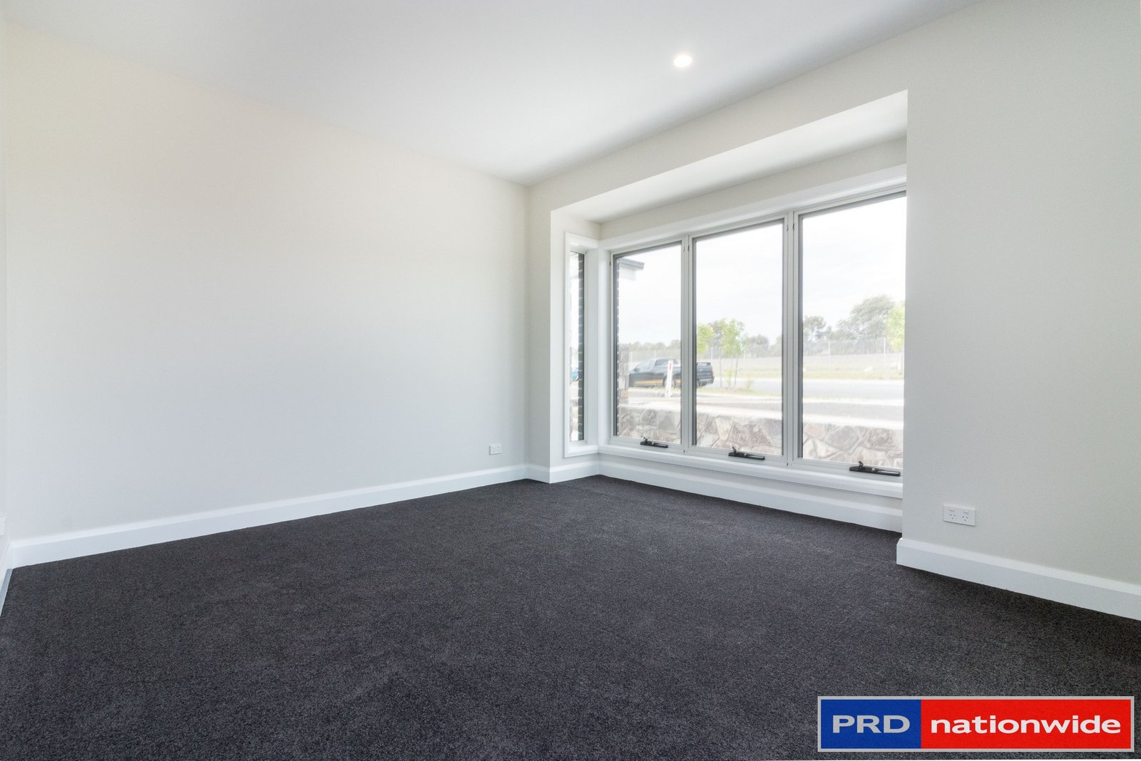 21 Finch Street BUNGENDORE 11