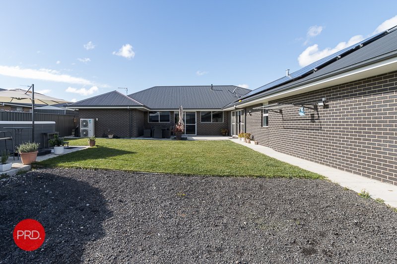 21 Finch Street BUNGENDORE 20