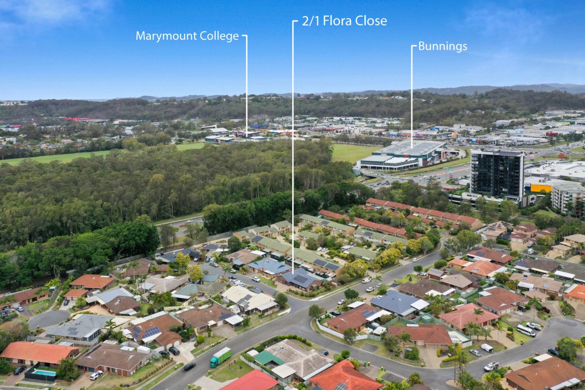 2/1 Flora Close Burleigh Waters 19