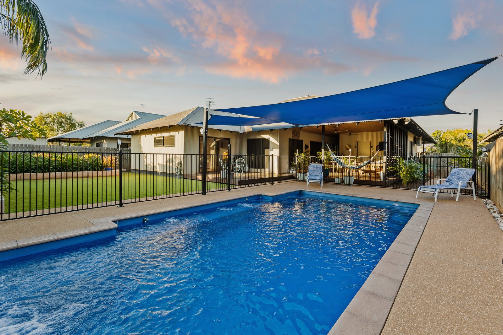 21 Foy Way BILINGURR 23