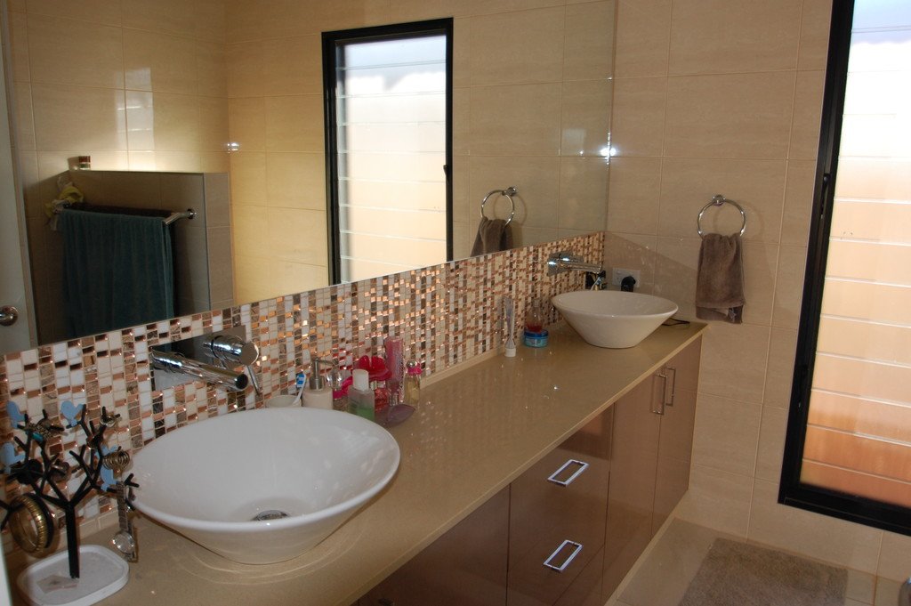 21 Foy Way BILINGURR 6